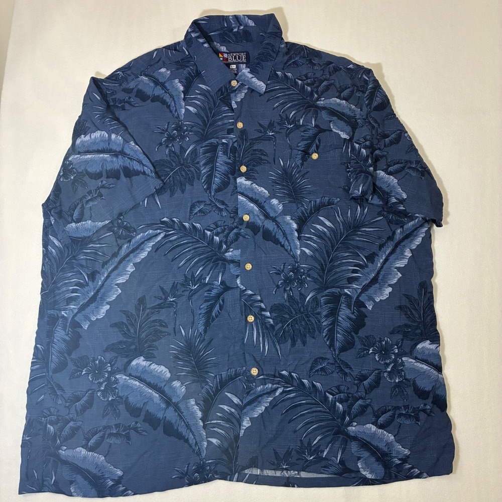 Newport Blue Shirt Mens XXL Blue Tropical Rayon Relaxed Short Sleeve Button Up